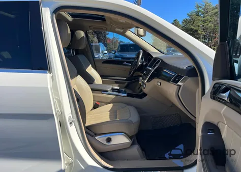 2013 Mercedes-Benz Gl 450 4Matic z USA, uszkodzony, nr VIN 4JGDF7CE8DA191274